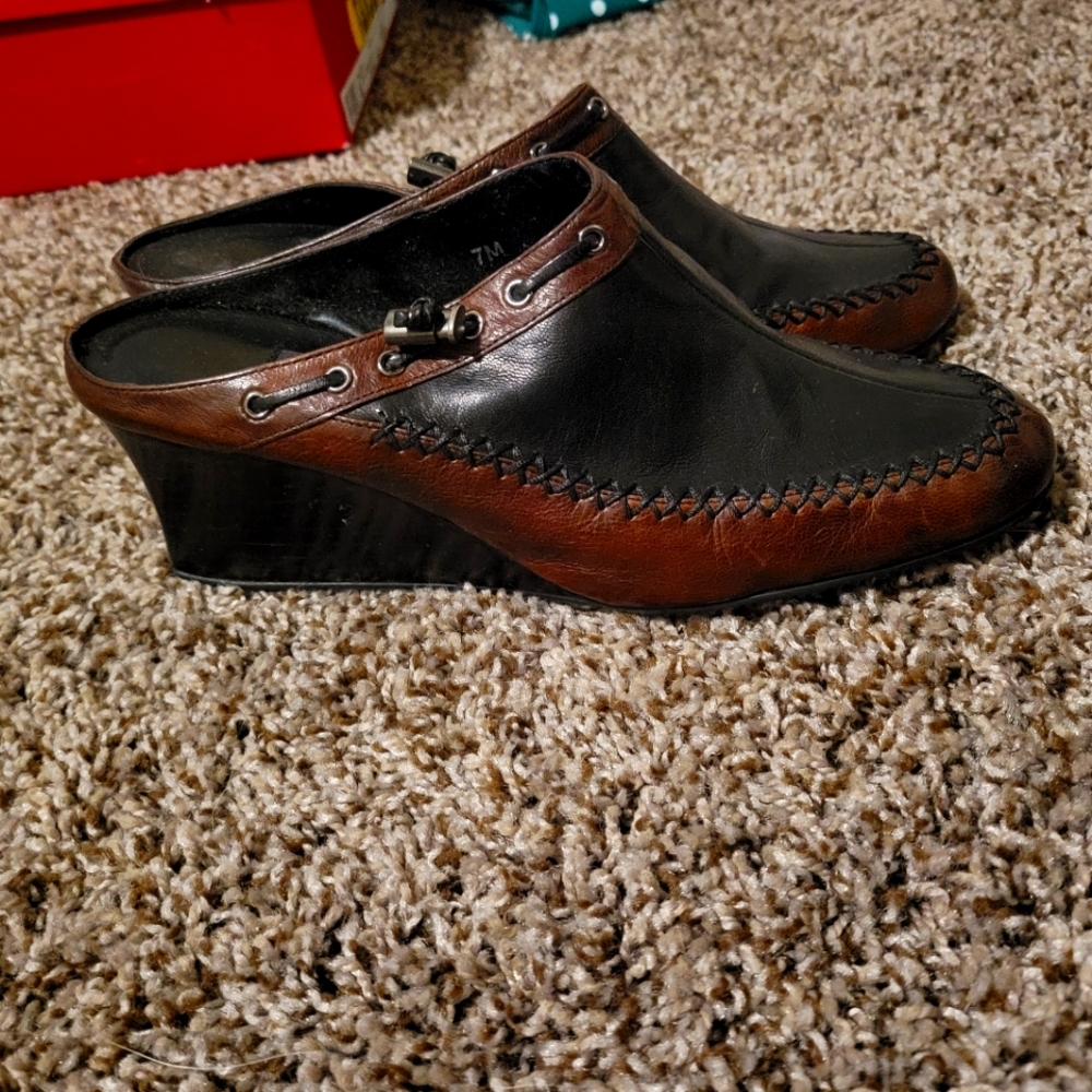 Vaneli Slip On Wedges - Size 7